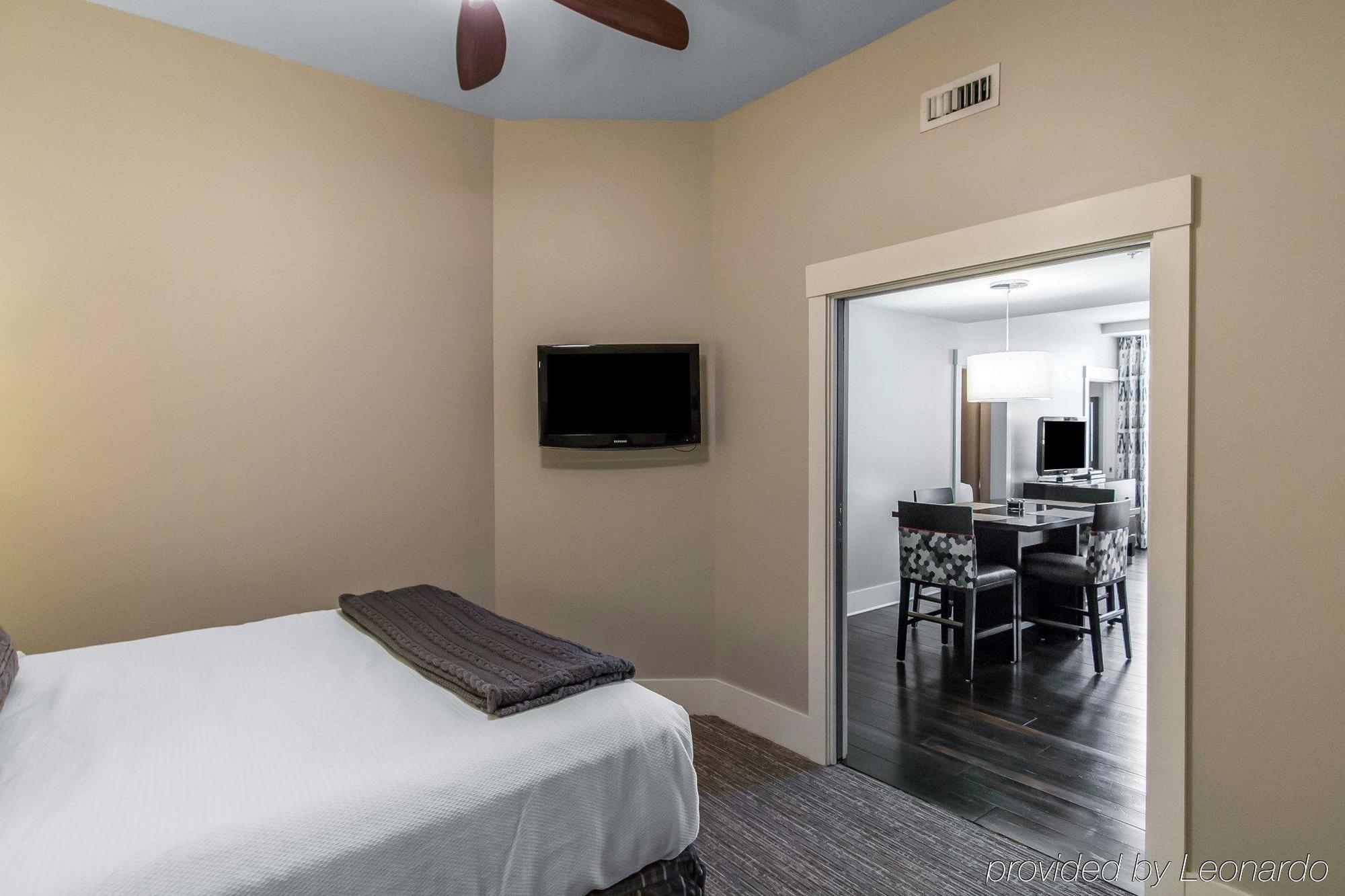 Bluegreen Vacations Studio Homes At Ellis Square, Ascend Resort Savannah Exteriör bild